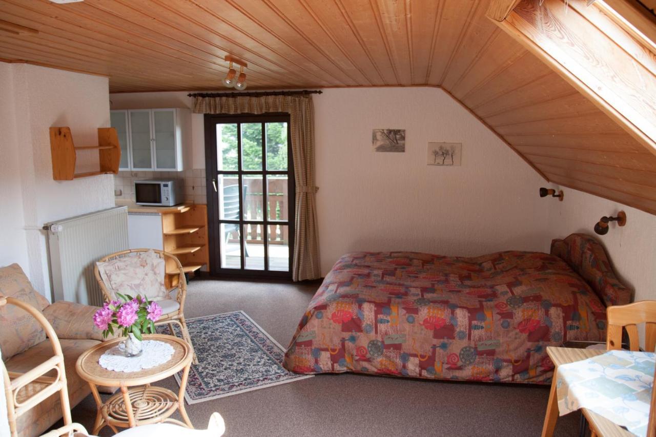Haus Am Wald - Urlaub Am Nationalpark Apartment Langweiler  Exterior foto